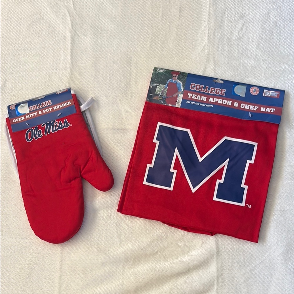 Ole Miss Oven Mitt and Apron Set